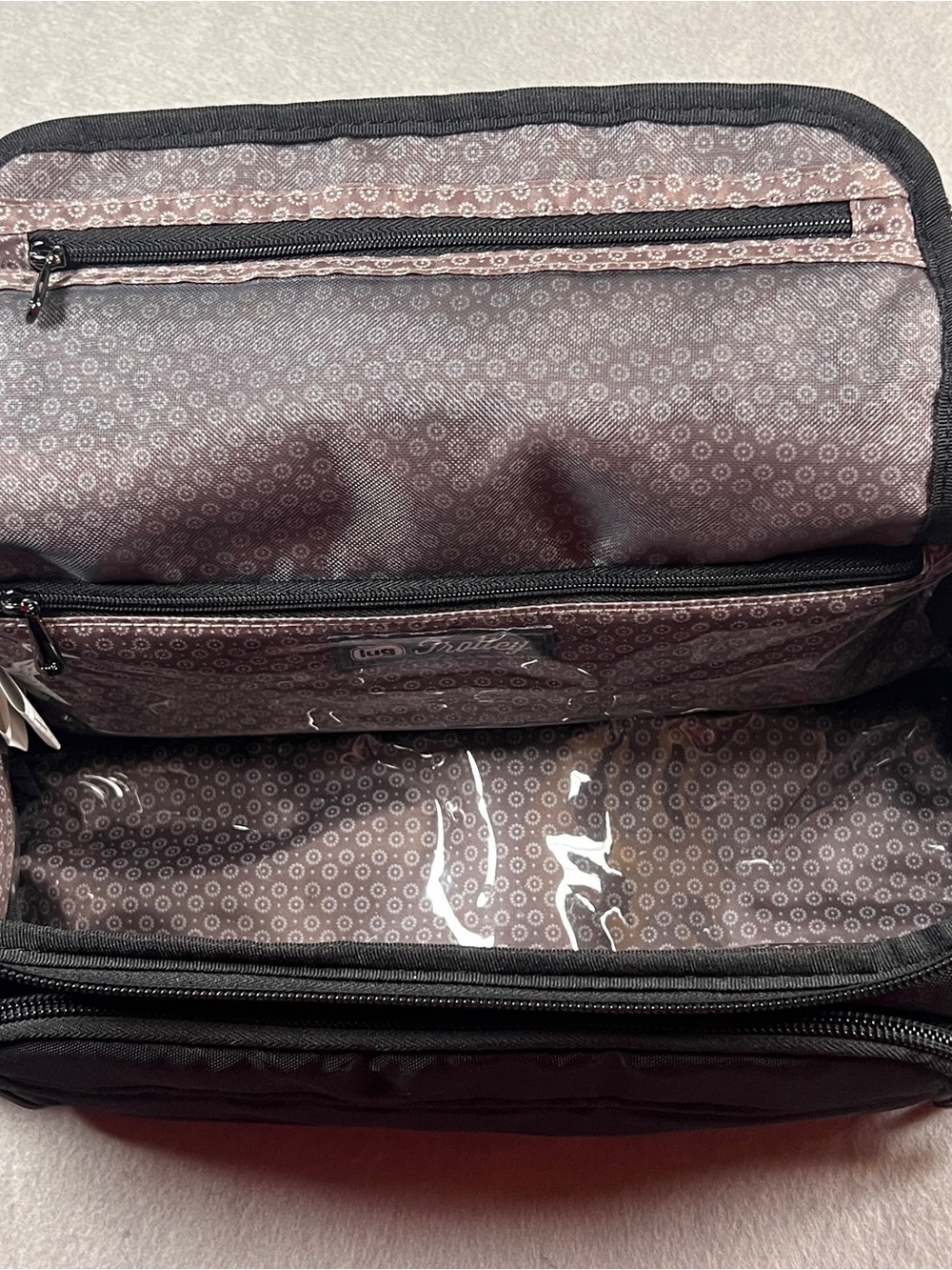 Lug Trolley Cosmetic Case Black Travel Makeup Toiletry Organizer